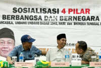 Anggota MPR RI Dapil NTB II/Pulau Lombok, H Fauzan Khalid (kiri) saat kegiatan Sosialisasi Empat Pilar MPR di Kampus UMMAT. 
