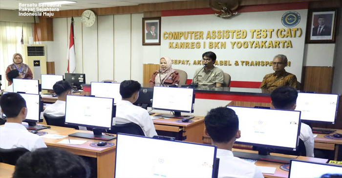 Suasana penyelenggaraan SKD SPTB Politek  SSN, di Kanreg I BKN Yogyakarta, Senin (11/8/2025).