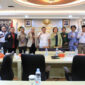 Komite II DPD RI pose bersama usai menggelar RDP dengan Badan Pangan Nasional (Bapanas).