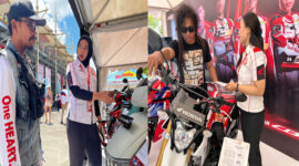 Booth pameran sepeda motor Honda menawarkan program spesial untuk pengunjung.