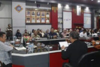 Suasana Rakor SPPG terkait pelaksanaan program MBG, di Ruang Jayengrane Kantor Bupati Lombok Barat, Kamis (4/9/2025).