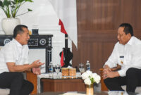 Gubernur NTB, Lalu Muhamad Iqbal (kiri) dan Gubernur Gorontalo, Gusnar Ismail (kanan).