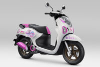 Honda Scoopy.