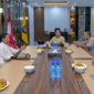 Gubernur NTB, Lalu Muhamad Iqbal saat menerima silaturahmi Pengurus Daerah Kagama NTB, di ruang kerjanya, Kamis (16/10/2025).