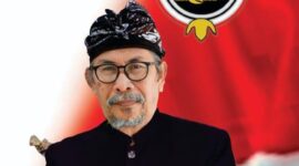 Pengerakse Agung Majelis Adat Sasak, Dr HL Sajim Sastrawan, S.H., M.H.