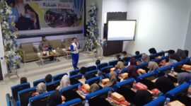 Suasana kegiatan seminar sehari bertajuk ‘’Di Jalan Fokus, Kuliah Mulus’’, di Gedung Research lantai 4 UIN Mataram, Selasa (30/9/2025).