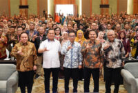 Suasana pose bersama  di sela-sela pembukaan Kongres AFEBI ke-XIII, di Aruna Senggigi Resort & Convention, Senggigi, Lobar, Kamis (27/11/2025).