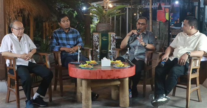 Suasana forum diskusi 