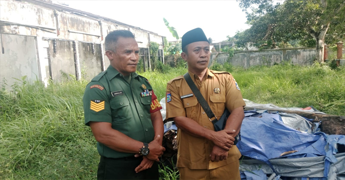 Kades Perampuan, HM Zubaidi (kanan).