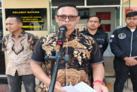 Direktur Reskrimum Polda NTB, Kombes Pol Syarif Hidayat, saat memberikan keterangan pada saat konferensi pers di Mapolda NTB, Jumat (14/11/2025). 