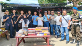 Satgas BKC Ilegal Provinsi NTB pose bersama usai berhasil menggagalkan peredaran rokok illegal, di wilayah Kabupaten Sumbawa Barat (KSB).
