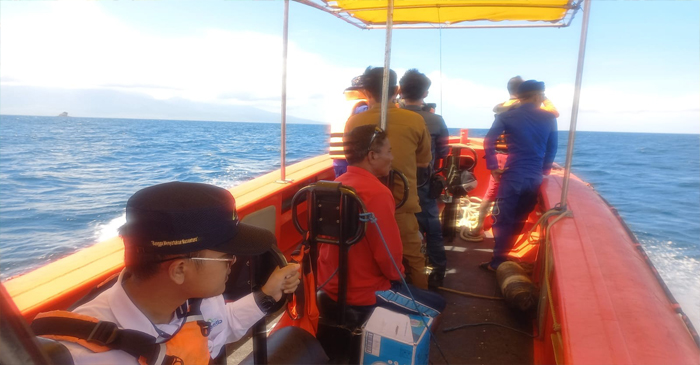 Tim SAR gabungan sampai hari ini, Selasa (2/12/2025) masih mencari korban loncat dari Kapal Ferry jurusan Poto Tano Sumbawa - Kayangan Lombok Timur.