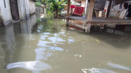 Kondisi rumah warga di Desa Perampuan, Kecamatan Labuapi, Lobar, yang terdampak banjir.