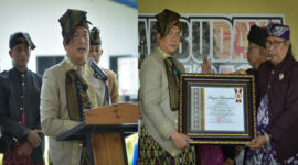 Gubernur NTB, Lalu Muhamad Iqbal.