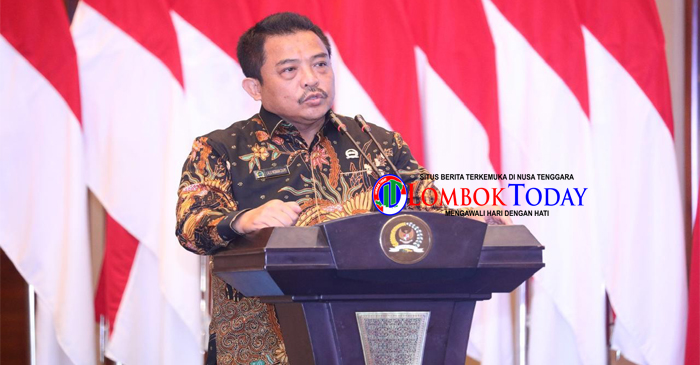 Lalu Niqman Zahir.
