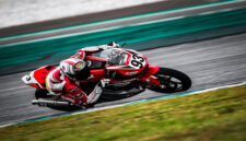 pebalap binaan PT Astra Honda Motor (AHM) yang tergabung dalam Astra Honda Racing Team (AHRT) berpeluang mencetak sejarah balap untuk Indonesia
