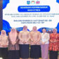 Penasehat DWP Provinsi NTB, Sinta Agathia Iqbal pose bersama di sela-sela Seminar Kepribadian dan Etika DWP yang diselenggarakan oleh Dharma Wanita Persatuan (DWP) Provinsi NTB.