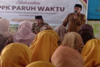 Suasana silaturrahim 252 ASN guru dan tenaga tekhnis kependidikan PPPK Paruh Waktu, di Aula SDN 1 Keruak, Selasa (13/1/2026).