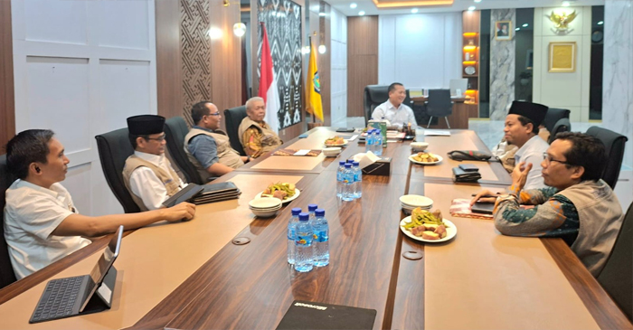 Sauasana audiensi jajaran pengurus HIMAPALA dengan Gubernur NTB, Lalu Muhamad Iqbal.