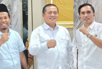 DARI KANAN: Sekretaris Panitia, Arsa Ali Umar; Gubernur NTB, Lalu Muhamad Iqbal; Sekretaris DPW HMD-GEMAS Provinsi NTB, TGH Gunawan Ruslan, Lc.