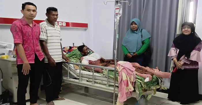 Pasien kritis asal Sumbawa yang dirujuk ke RSUD Provinsi NTB.