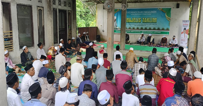 Suasana sosialisasi Raperda tentang Perlindungan PMI, di Aula Yayasan Darussalimin, Desa Kateng, Kecamatan Praya Barat, Kabupaten Lombok Tengah (Loteng), pada Selasa (17/2/2026).