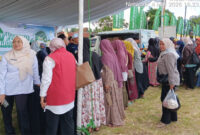 Suasana Gerakan Pangan Murah di Lapangan Jelojok, Kecamatan Kopang, Kabupaten Lombok Tengah (Loteng).