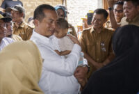 Gubernur NTB, Lalu Muhamad Iqbal didampingi Bupati Bima, Ady Mahyudi, serta Ketua TP-PKK NTB, Sinta Agathia Iqbal saat turun langsung ke Desa Nggembe, Kabupaten Bima, Selasa (3/3/2026).