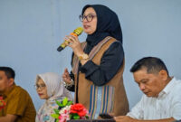 Ketua LKKS NTB, Hj. Sinta Agathia Iqbal, hadir langsung dalam program Bulan Peduli Sosial, di Desa Batu Mekar, Kecamatan Lingsar, Kabupaten Lombok Barat, Minggu (15/3/2026).