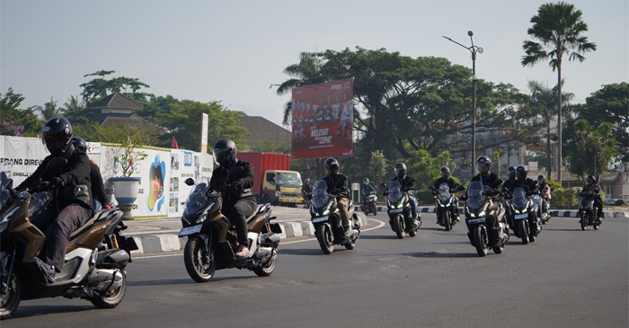 Ini tips berkendara aman di bulan Ramadan yang dibagikan oleh Astra Motor NTB.
