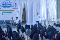 Gubernur NTB, Lalu Muhamad Iqbal saat memberiakn sambutan di sela-sela kunjungan kerja di SMKN 1 Kopang, Lombok Tengah, pada Rabu (4/3/2026).
