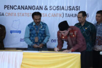 Suasana kegiatan Sosialisasi dan Pencanangan Desa/Kelurahan Cinta Statistik (Desa Cantik) Tahun 2026, yang digelar di Aula Kantor Desa Mertak Tombok, Kecamatan Pujut, Kabupaten Lombok Tengah, pada Kamis (23/4/2026).