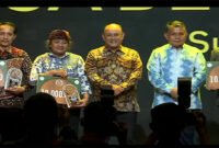 Suasana pose bersama usai penyerahan penghargaan Jaga Desa Award 2026.