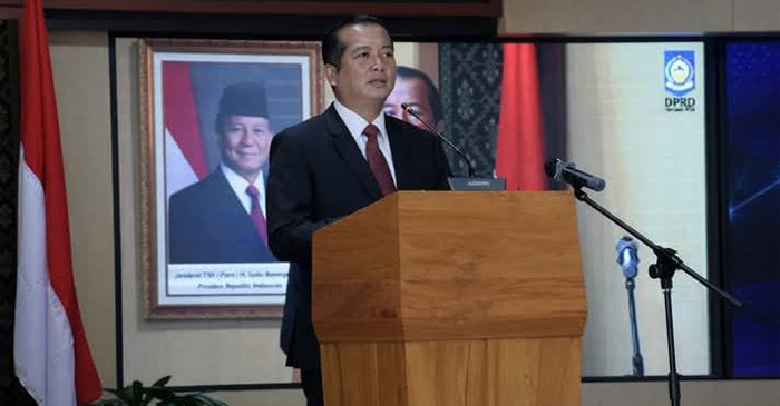 Gubernur NTB, Lalu Muhamad Iqbal saat menyampaikan LKPJ Tahun Anggaran 2025 dalam Sidang Paripurna DPRD NTB, di ruang rapat utama Kantor Gubernur NTB, Senin (30/3/2026).