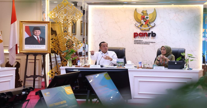 Mensesneg, Prasetyo Hadi, di Kantor Kementerian PANRB, Jakarta, Kamis (2/4/2026).