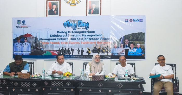 Suasanadialog bertajuk 