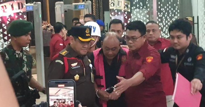 Mantan Kepala BGN, Dadan Hindayana, resmi ditahan Kejagung pada Rabu (3/6/2026).