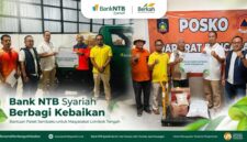 Bank NTB Syariah bergerak cepat menyalurkan bantuan kepada masyarakat terdampak kebakaran di Desa Adat Sade, Dusun Sade, Desa Rambitan, Kecamatan Pujut, Kabupaten Lombok Tengah.