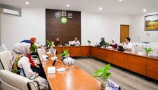 Bank NTB Syariah resmi menjalin kerja sama strategis dengan Universitas Islam Al-Azhar (UNIZAR) Mataram yang ditandai dengan penandatanganan MoU tentang Penguatan Tridarma Perguruan Tinggi dan Pengembangan SDM.