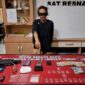 Ini terduga pengedar sabu 26,44 gram yang berhasil dibekuk Satresnarkoba Polres Lombok Timur, di Hotel Dewi Tunjung Biru, Desa Labuhan Pandan, Kecamatan Sambelia, Kabupaten Lombok Timur.