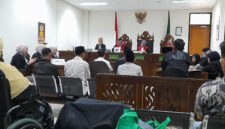 Suasana sidang lanjutan perkara nomor 247/Pid.Sus/2026/PN Ckr dengan terdakwa ST. Rogaya binti H. Rofiun, yang digelar di Pengadilan Negeri (PN) Cikarang, Senin (3/8/2026).