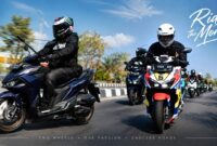 Sepeda motor menjadi salah satu sarana transportasi utama bagi masyarakat NTB.