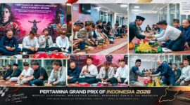 Suasana tradisi betabeq yang digelar menjelang Pertamina Grand Prix of Indonesia 2026, di Kawasan Ekonomi Khusus (KEK) Mandalika, pada Rabu malam (16/9/2026).