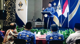 Gubernur NTB, Lalu Muhamad Iqbal saat memberikan sambutan pada acara puncak HWN ke-26, HUT APWI ke-6, sekaligus Jamnas APWI ke-4, di Hotel Lombok Garden, Mataram, Senin (21/9/2026).