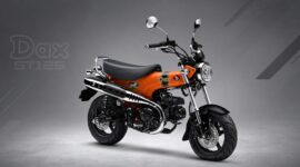 Ini Honda ST125 Dax warna Candy Energy Orange, yang membuat tampilan motor ikonik ini semakin mencuri perhatian.