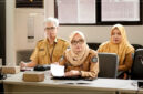 Plt. Kepala Bapenda Provinsi NTB, Baiq Nelly Yuniarti (depan tengah).