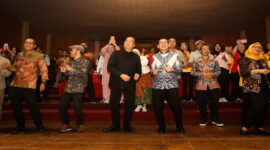 Gubernur NTB, Lalu Muhamad Iqbal bersama Kepala Dinas Kebudayaan NTB, Muhamad Ihwan, saat hadir dalam pembukaan Temu Karya Taman Budaya se-Indonesia ke-25 di Concert Hall Taman Budaya Yogyakarta, Senin malam (28/9/2026).