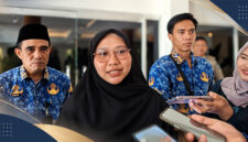 Qariah asal NTB, Khairunnisa saat memberikan keterangan pers kepada awak media.