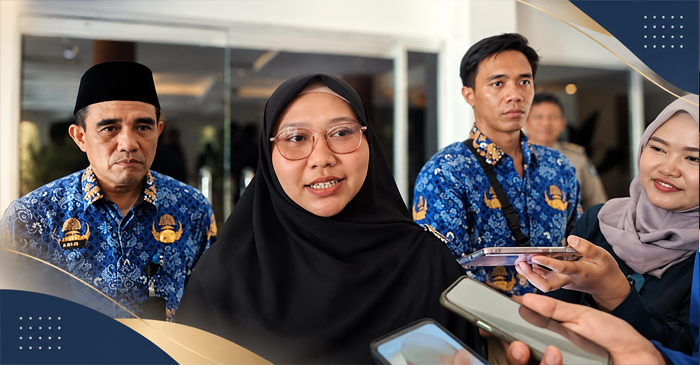 Qariah asal NTB, Khairunnisa saat memberikan keterangan pers kepada awak media.