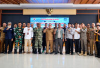Pose bersama usai pembukaan Simulasi Penanggulangan Bencana.